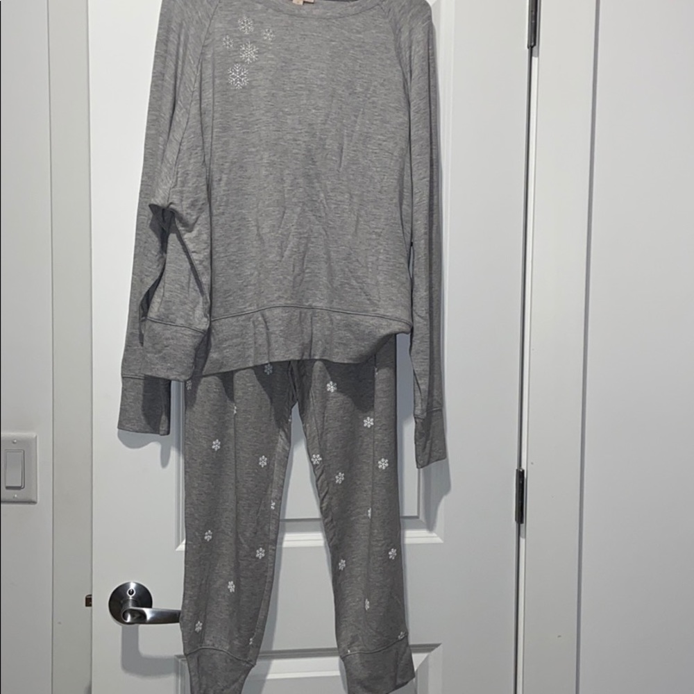 BRAND NEW GAP BODY SUPER COZY PAJAMAS